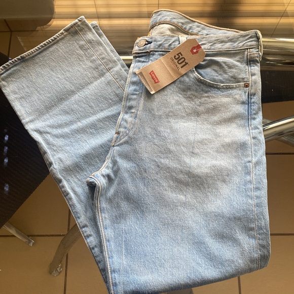 **LEVI’S** Levis 501 Jeans Mens 36x29 Light Wash Straight Leg Button Fly Stretch - Picture 3 of 15